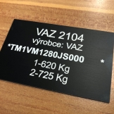 výrobní štítek na automobil vaz